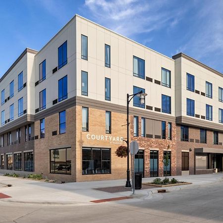 Courtyard By Marriott Owatonna Downtown Hotel Kültér fotó