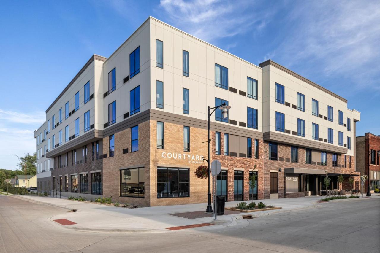 Courtyard By Marriott Owatonna Downtown Hotel Kültér fotó