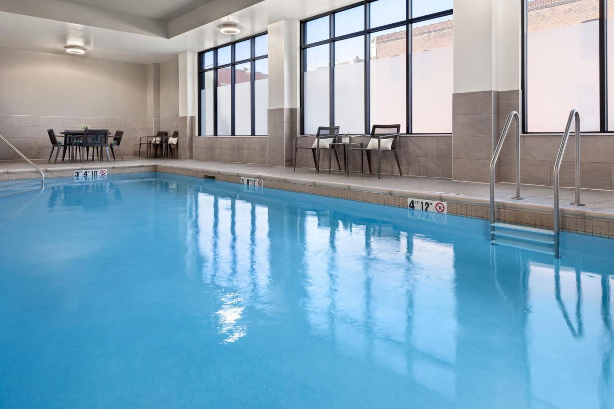 Courtyard By Marriott Owatonna Downtown Hotel Kültér fotó